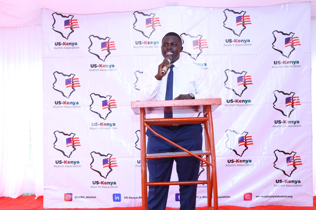 Mr. Benson Abila highlights the power of US-Kenya partnership in driving sustainable rural development. Proud to celebrate these connections!
#USKenyaAt60 #USKenyaAlumni #YouthEngagementKE #SustainableDevelopmentKE #NyanzaLaunchKE #ExchangeAlumni #ImpactingCommunities