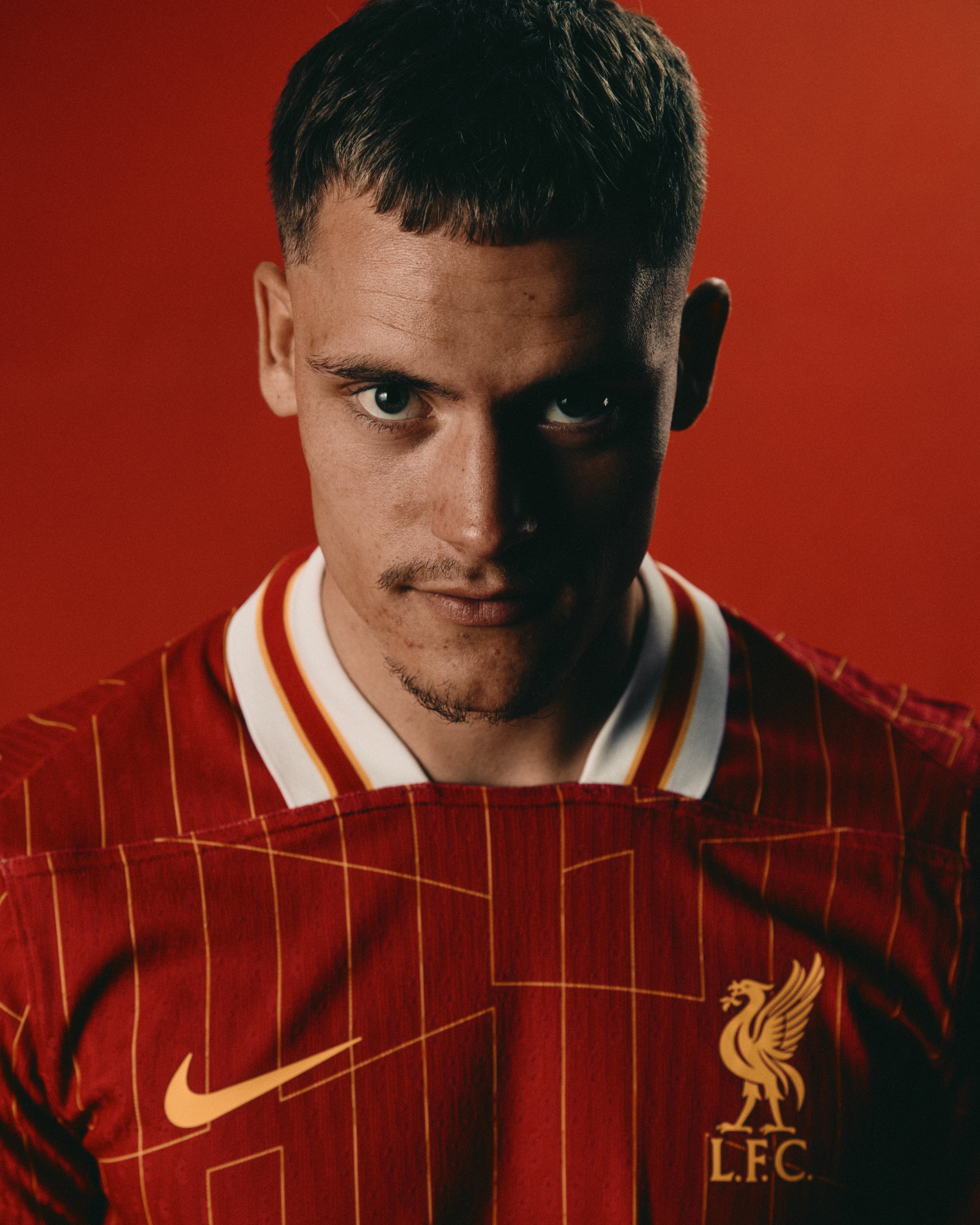 Photography of Florian Wirtz in a Liverpool shirt.