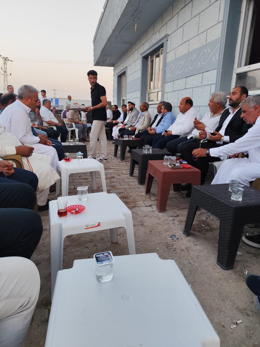 📍#Aktepe

Hakkın rahmetine kavuşan Belediye Meclis üyemiz Yusuf Bayluğ’un ağabeyi Seyfettin Bayluğ için taziye ziyaretinde bulunduk.
Merhuma ALLAH’tan rahmet ailesine sabırlar dilerim.