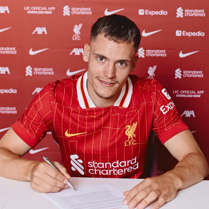 🇬🇧 El #Liverpool ha fichado al medio-ofensivo alemán Florian Wirtz (22 | #BayerLeverkusen) por 117.000.000 € + 20M€ bonus. Firma hasta junio de 2030.