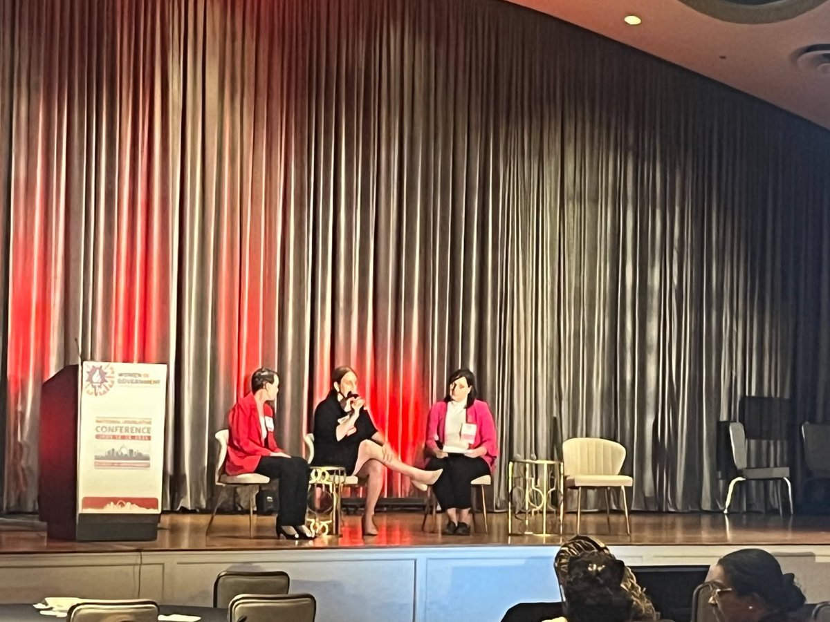 ASRM_org's tweet image. The Center for Policy and Leadership has been busy!
CPL Director Becca O'Connor discussed innovation, patient access, and safety in health care at the @WomenInGovt 2025 conference this week.
She also presented at the virtual launch of "Seminal" as a contributor to the volume.
