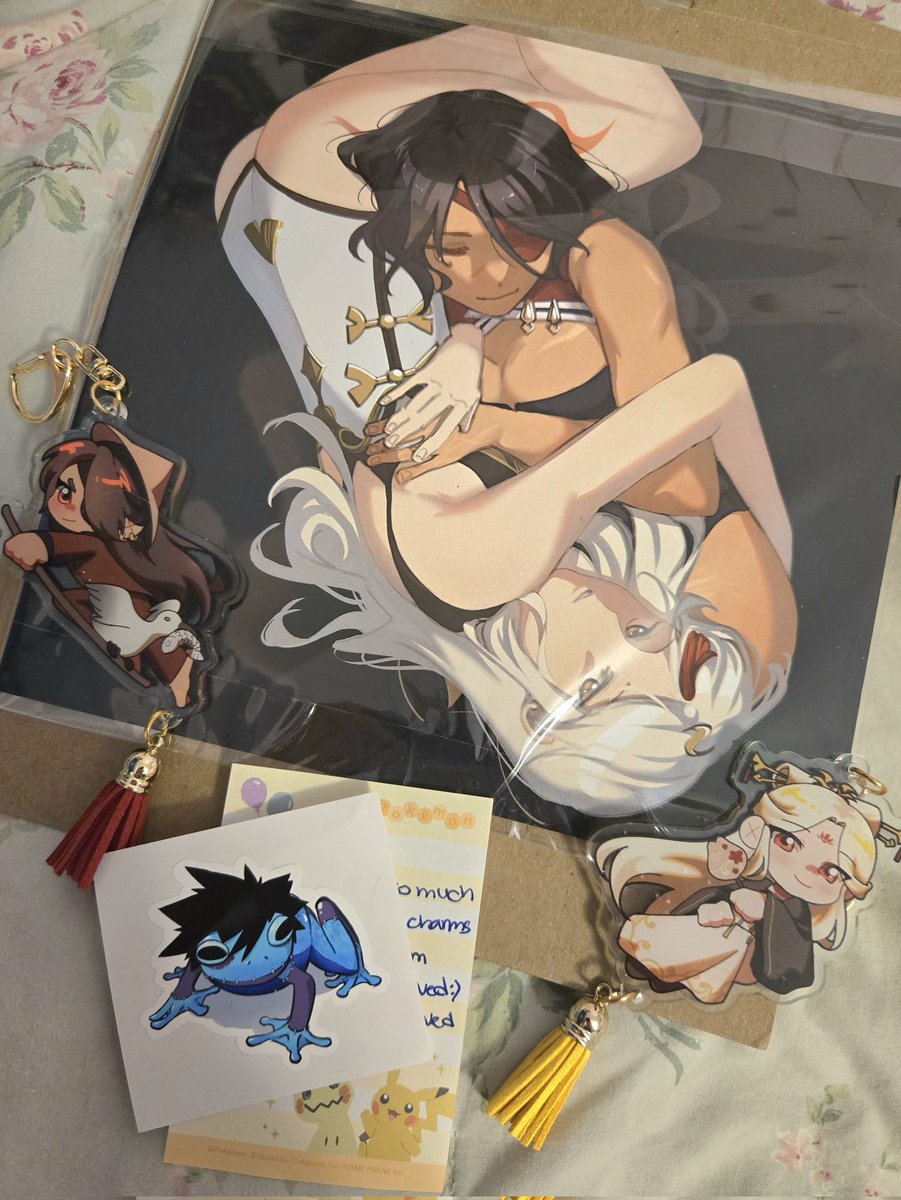 New beiguang goodies courtesy of <a href="/cathpalugs/">cathpalugs</a> ♡ I love them to DEATH thank u !!! 😭❤️💛