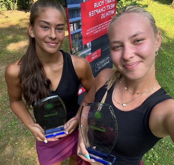 TexasWTN's tweet image. Congrats to Carmen Herea on her first pro doubles title 🏆 as she and partner Alexandra Irina Anghel take the W15 Bucharest in Romania! #HookEm 🤘🎾