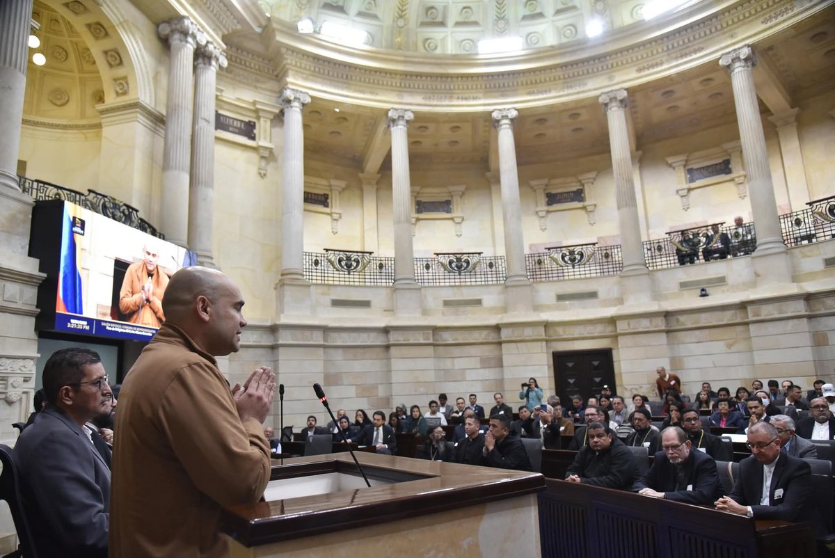 leonardomejiap's tweet image. Desde el Congreso de Colombia alzamos la voz frente al discurso de odio. Participé en un evento por el Día Internacional para Contrarrestar el Discurso de Odio, reflexionando sobre el poder del lenguaje para sanar y reconciliar.
#narrativadepaz #ContraElOdio #Compasión