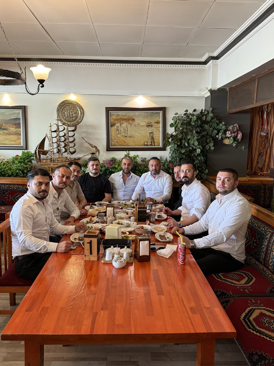MHP Mamak İlçe (@mhpmamakilce) on Twitter photo İlçe Başkanımız Sn. Murat Canöz ve yönetim kurulumuz, Mamak esnafımızdan Meşhur Erzurum Oltu Kebap’ın sahibi Sn. Eren Cansu’yu iş yerinde ziyaret etmiştir.
<a href="/MHP_Bilgi/">MHP</a>
<a href="/MhpAnkara06/">MHP Ankara İl Başkanlığı</a>
<a href="/AlpDoganMHP/">Alparslan Doğan Ankara</a>
<a href="/MuratCanz8/">Murat Canöz</a> İlçe Başkanımız Sn. Murat Canöz ve yönetim kurulumuz, Mamak esnafımızdan Meşhur Erzurum Oltu Kebap’ın sahibi Sn. Eren Cansu’yu iş yerinde ziyaret etmiştir.
<a href="/MHP_Bilgi/">MHP</a>
<a href="/MhpAnkara06/">MHP Ankara İl Başkanlığı</a>
<a href="/AlpDoganMHP/">Alparslan Doğan Ankara</a>
<a href="/MuratCanz8/">Murat Canöz</a>