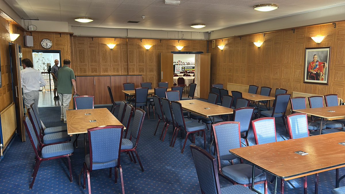Wales Vets Football (@walesvets) on Twitter photo All ready here at <a href="/CardiffMasonic/">Cardiff Masonic Hall</a> for the 2024/25 season Presentation Night
Lots of awards, trophies & caps to be given to teams & officials from all through our leagues
Alan Curtis is also in attendance to do a Q&A & present all the awards
#VetsFootball ❤️🏴⚽️ All ready here at <a href="/CardiffMasonic/">Cardiff Masonic Hall</a> for the 2024/25 season Presentation Night
Lots of awards, trophies & caps to be given to teams & officials from all through our leagues
Alan Curtis is also in attendance to do a Q&A & present all the awards
#VetsFootball ❤️🏴⚽️