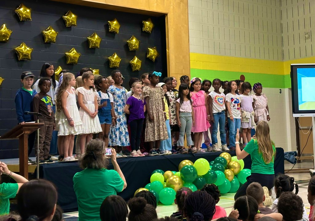 Ellen van de Loo (@ellengvo) on Twitter photo So proud of all of the <a href="/StBrigidOCSB/">St. Brigid School</a> stars who performed at our talent show today!! Everyone did an amazing job 🤩
#ocsb #ocsbArts So proud of all of the <a href="/StBrigidOCSB/">St. Brigid School</a> stars who performed at our talent show today!! Everyone did an amazing job 🤩
#ocsb #ocsbArts