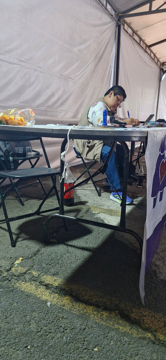 Arturo Cano (@arturocanomx) on Twitter photo Cuestionario del bienestar: "¿Habla algún dialecto?"
¿En serio?
<a href="/A_MontielR/">Ariadna Montiel Reyes</a> <a href="/DEELAYUUK/">Adelfo Regino Montes</a> Cuestionario del bienestar: "¿Habla algún dialecto?"
¿En serio?
<a href="/A_MontielR/">Ariadna Montiel Reyes</a> <a href="/DEELAYUUK/">Adelfo Regino Montes</a>