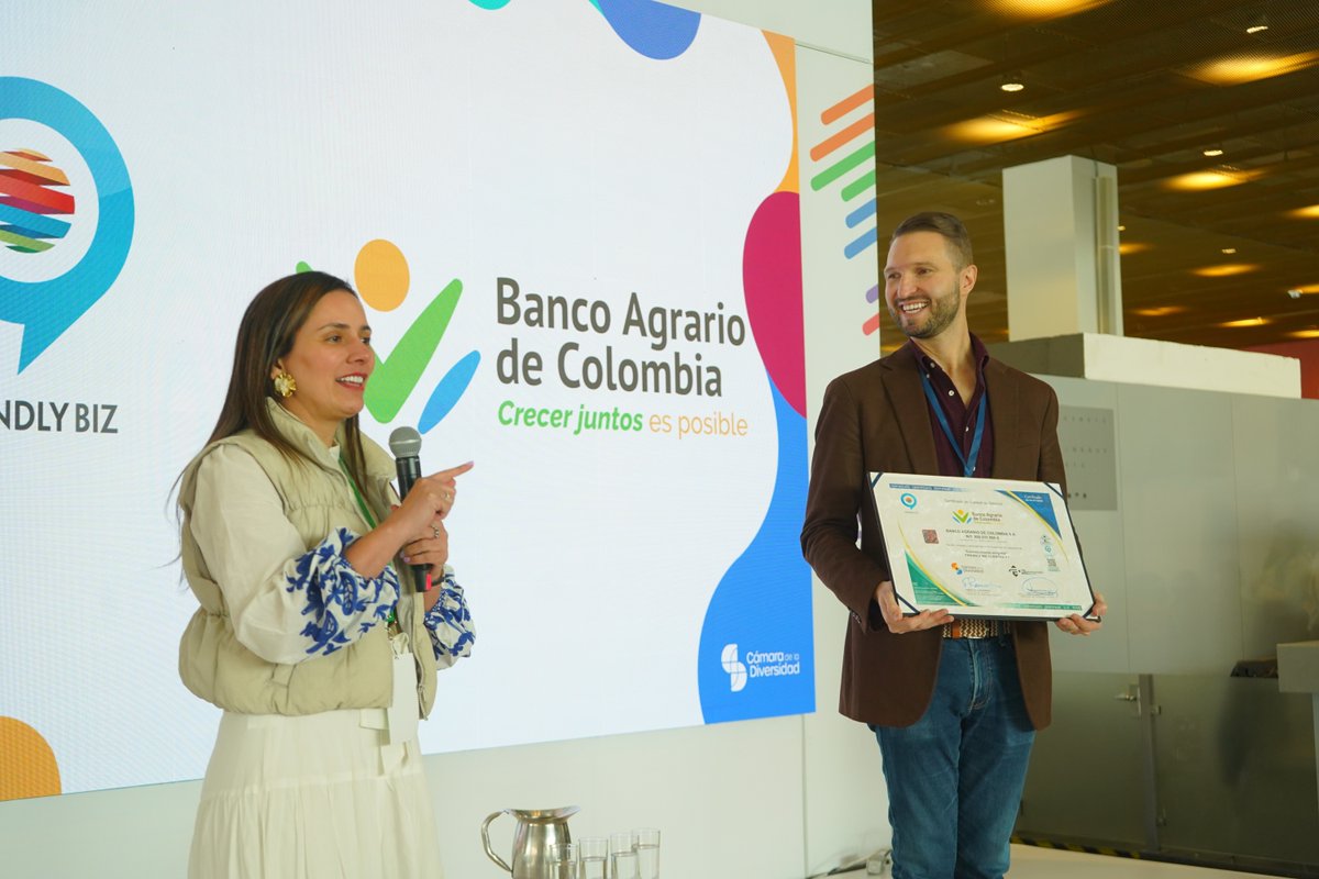 Cámara de la Diversidad (@camdiversidad) on Twitter photo ¡Seguimos sumando aliados por la inclusión!
En el marco de #weTrade2025, realizamos la entrega oficial de la Membresía como Miembro Corporativo de la Cámara de la Diversidad al <a href="/BancoAgrario/">Banco Agrario de Colombia</a>.
¡Bienvenidos!
#BancoAgrario #MiembroCorporativo ¡Seguimos sumando aliados por la inclusión!
En el marco de #weTrade2025, realizamos la entrega oficial de la Membresía como Miembro Corporativo de la Cámara de la Diversidad al <a href="/BancoAgrario/">Banco Agrario de Colombia</a>.
¡Bienvenidos!
#BancoAgrario #MiembroCorporativo