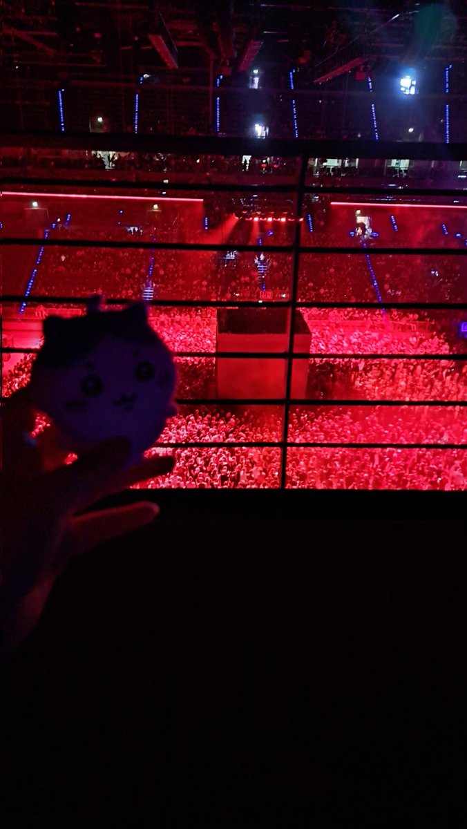 yaoi guy tweet media