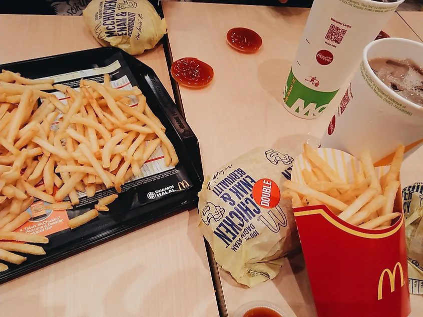 _Georgeobeid's tweet photo. 10 Fast-Food Chains Nutritionists Warn You to Avoid
(Guess Whoโs #1?) #๐๐พ๐๐ท๐ช37
#FastFoodFails #UnhealthyEats #FoodFacts #EatSmart #HealthOb
https://t.co/8D7Wu9EDWz #HealthAlert #Nutrition #๐๐พ๐๐ท๐ช1 https://t.co/vkWIGAkMDJ