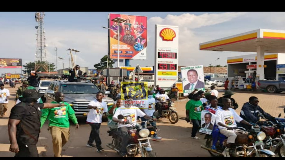 RupinyRadio's tweet image. #RadioRupinyUpdates
What a welcome in Gulu City! Many turned out on Friday to greet Hon. @norbertmao, the Minister of Justice and Constitutional Affairs. Numerous Democratic Party leaders and supporters praised his leadership.
#Gulu #UgandaDecides #Leadership