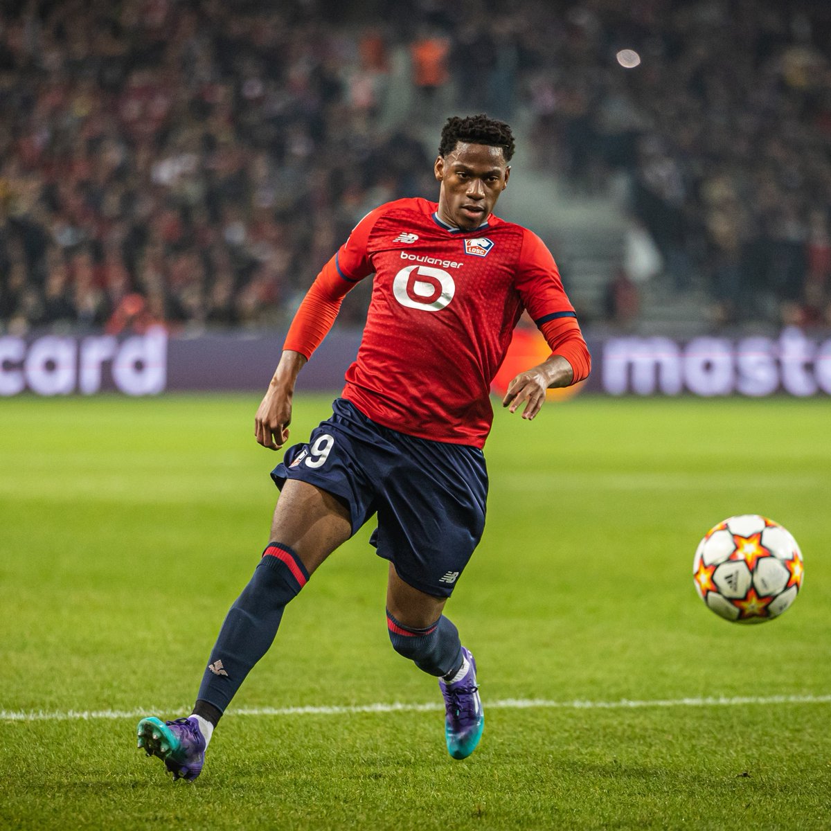 Jonathan David, her şey dahil 3 yıl için 60 M€ istiyor. (Ertan Süzgün)