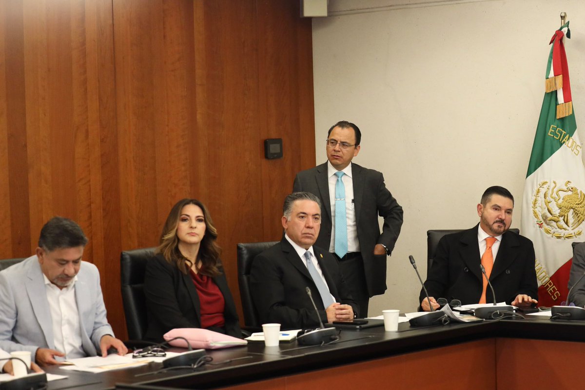 Maiella Gómez (@maiellagomezmg) on Twitter photo Ya estamos en la sesión previa de la Comisión Permanente en la <a href="/Mx_Diputados/">H. Cámara de Diputados</a> 🏛️🇲🇽
Listas y listos para continuar con el análisis y seguimiento de los temas más relevantes para nuestro país 💬📄
El compromiso con México no se detiene, ¡seguimos trabajando con responsabilidad y Ya estamos en la sesión previa de la Comisión Permanente en la <a href="/Mx_Diputados/">H. Cámara de Diputados</a> 🏛️🇲🇽
Listas y listos para continuar con el análisis y seguimiento de los temas más relevantes para nuestro país 💬📄
El compromiso con México no se detiene, ¡seguimos trabajando con responsabilidad y