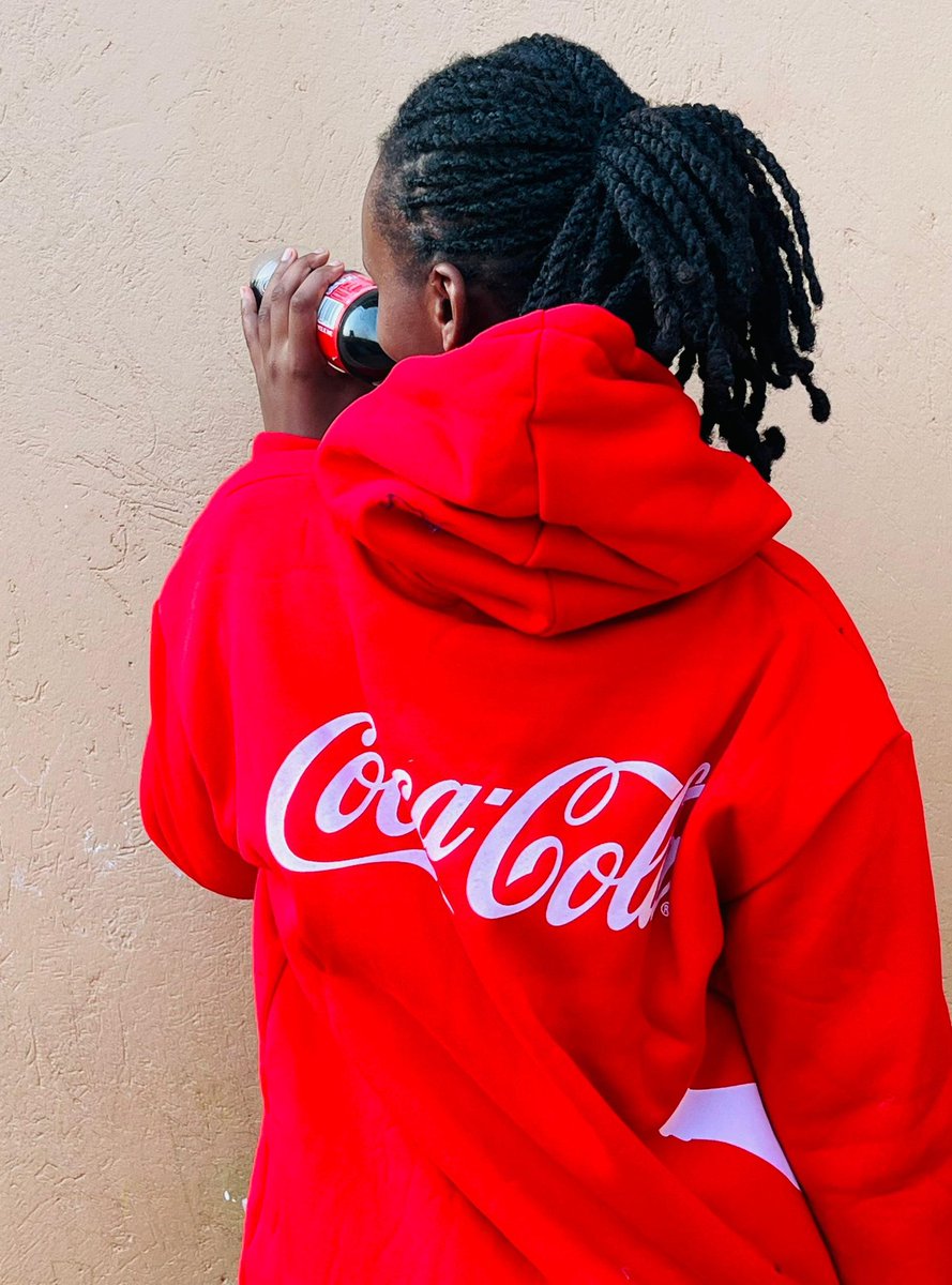 JudeAmutuhaire's tweet image. I think I am Coca Cola&apos;s number one drinker in Uganda.🥹😂

#ShareACoke #RefreshUG