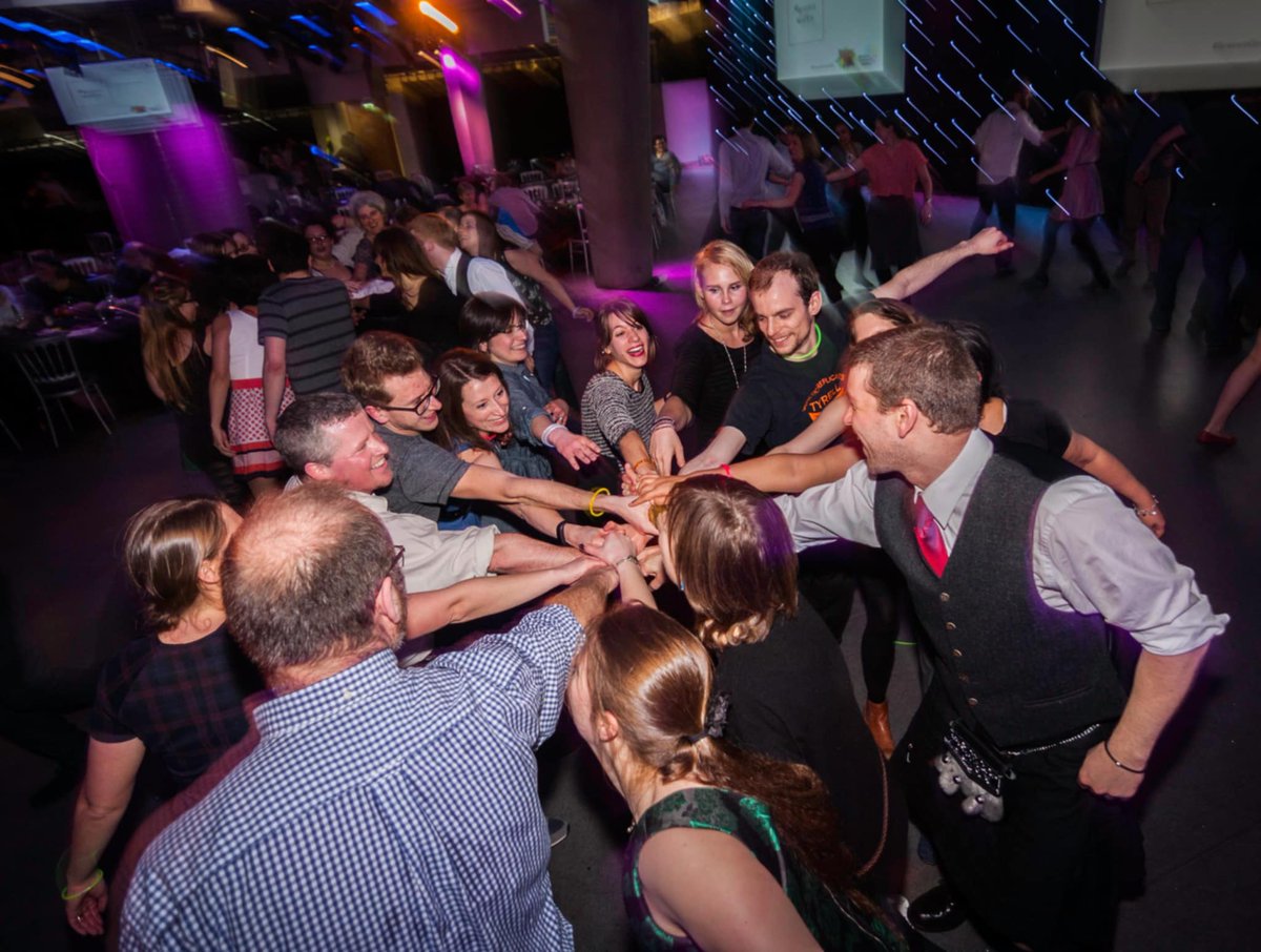 ScienceCeilidh's tweet image. Come along to preview a new Gravitational Wave ceilidh dance and learn more about the science that inspired it!
Developed by @UofGravity & Science Ceilidh, this public rehearsal takes place:
📍 Glasgow University Union
📅 30 June, 5:30-7pm
🎟️ Free: tinyurl.com/gravityceilidh