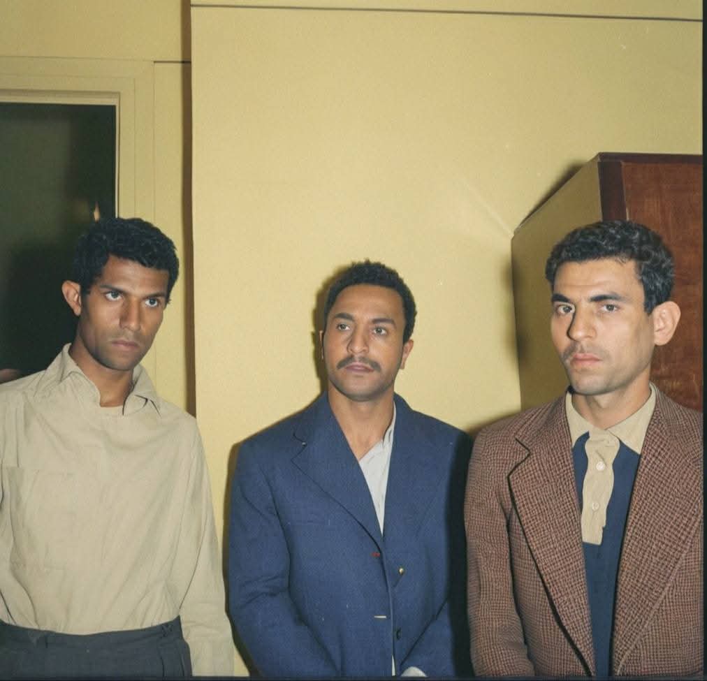 Il y a seulement 68 ans, le 20 juin 1957, la France coloniale faisait guillotiner 4 militants algériens à la prison Barberousse, à Alger.

Mohamed Bellamine (25 ans), H’mida Radi (32 ans), Boualem Rahal (19 ans), et Saïd Touati (28 ans) ont été exécutés pour avoir lutter pour