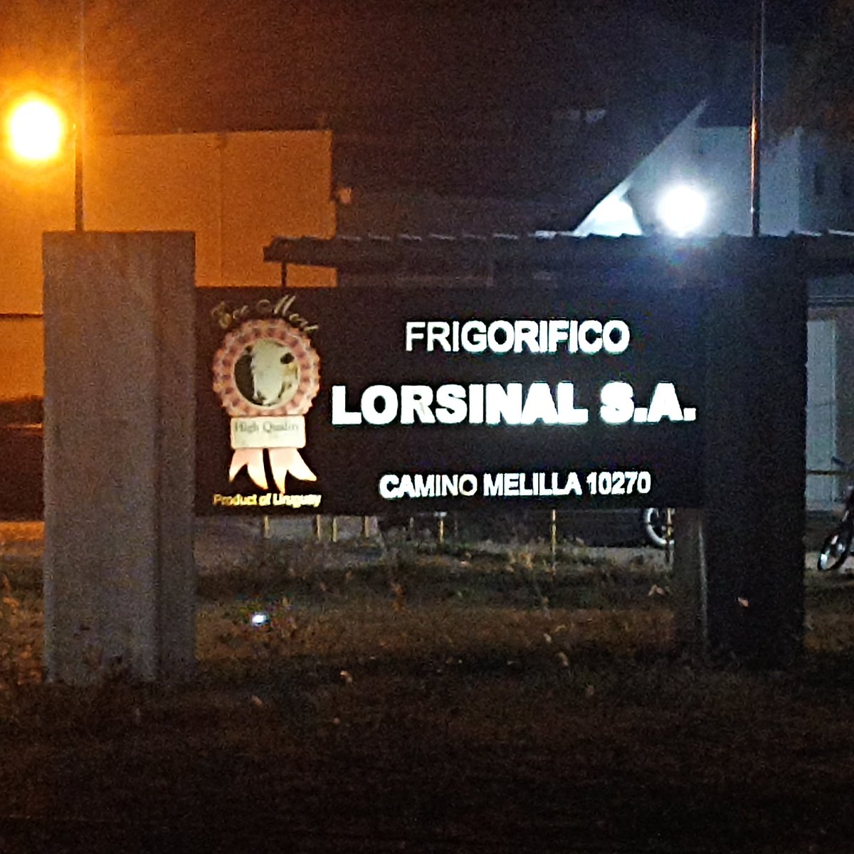 Hoy, en el arranque, entrevistamos al Dr. Gonzalo Calviño, gerente de Recursos Humanos del Grupo Sundiro. Ya hay fecha para el reinicio del Frigorífico Lorsinal y se trabaja para que Rosario también retome actividades en el segundo semestre de 2025.