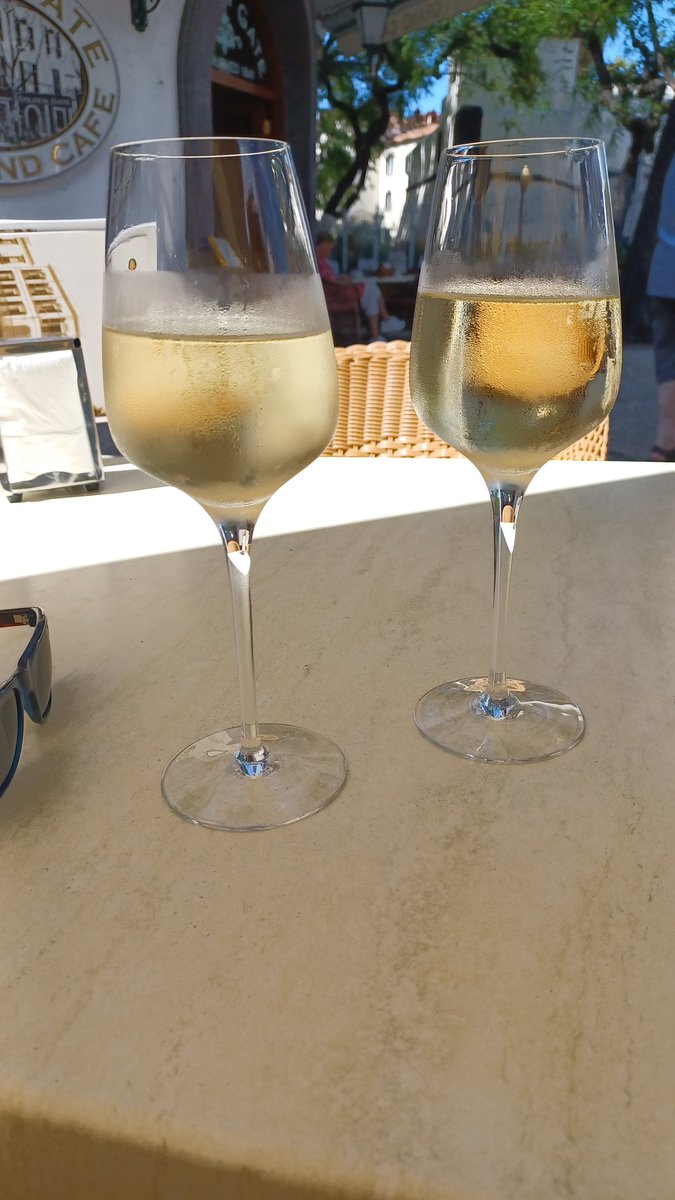 DWorden64's tweet photo. And life is good!! https://t.co/lPGc6oijSN