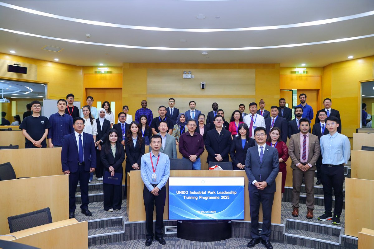 Jie Zhao tweet media