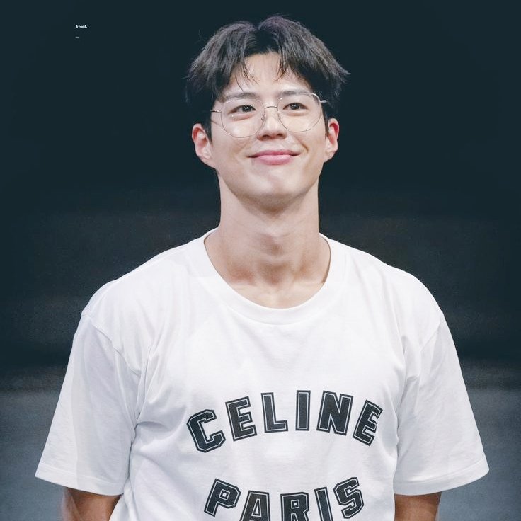 ProfsLiam's tweet image. ㅤ
“Bagaimana menurut kalian? Jika bisa memilih sendiri, kalian mau mencoba menjadi Good atau Evil?” tanya Liam pada seluruh murid seraya kembali ke depan kelas.
ㅤㅤㅤㅤ