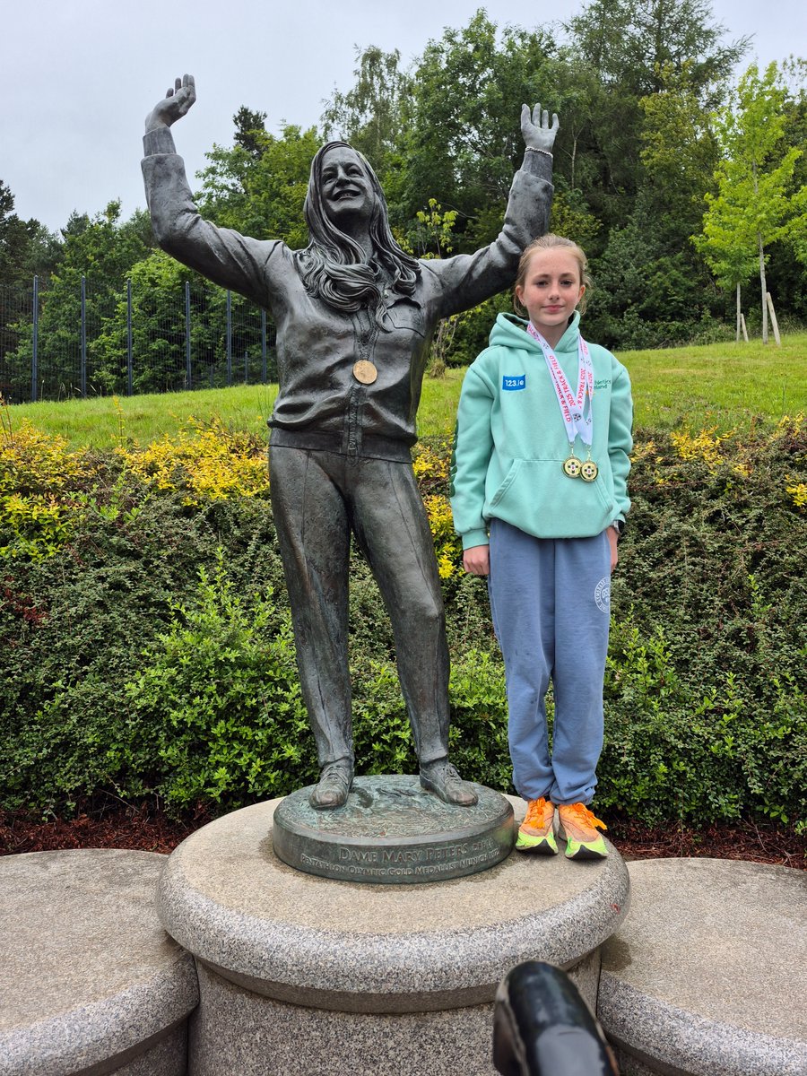 We love the photo of Sophie with the Mary Peters statue and her two new medals. 

The Year 9 athlete, came home from the 2025 Northern Ireland and Ulster Track and Field event having bagged a win in the 1500m and the 2km walk. ▶️ bit.ly/4kRBGO8