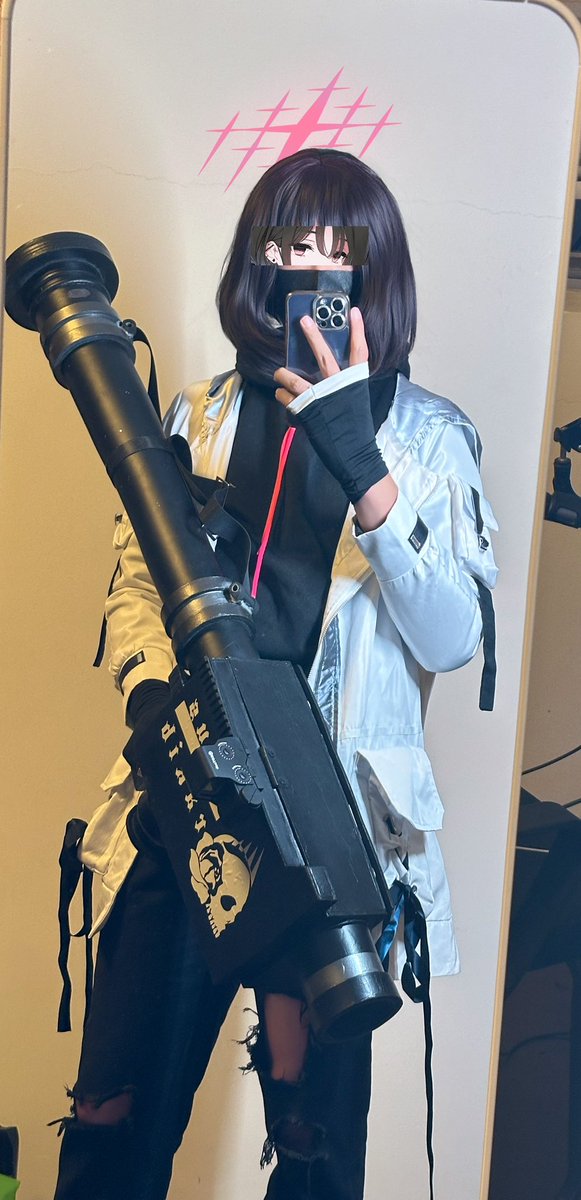 下周广bao是这个~带着大专武的应该是我啦~ #cosplay #戒野ミサキ #BlueArchive