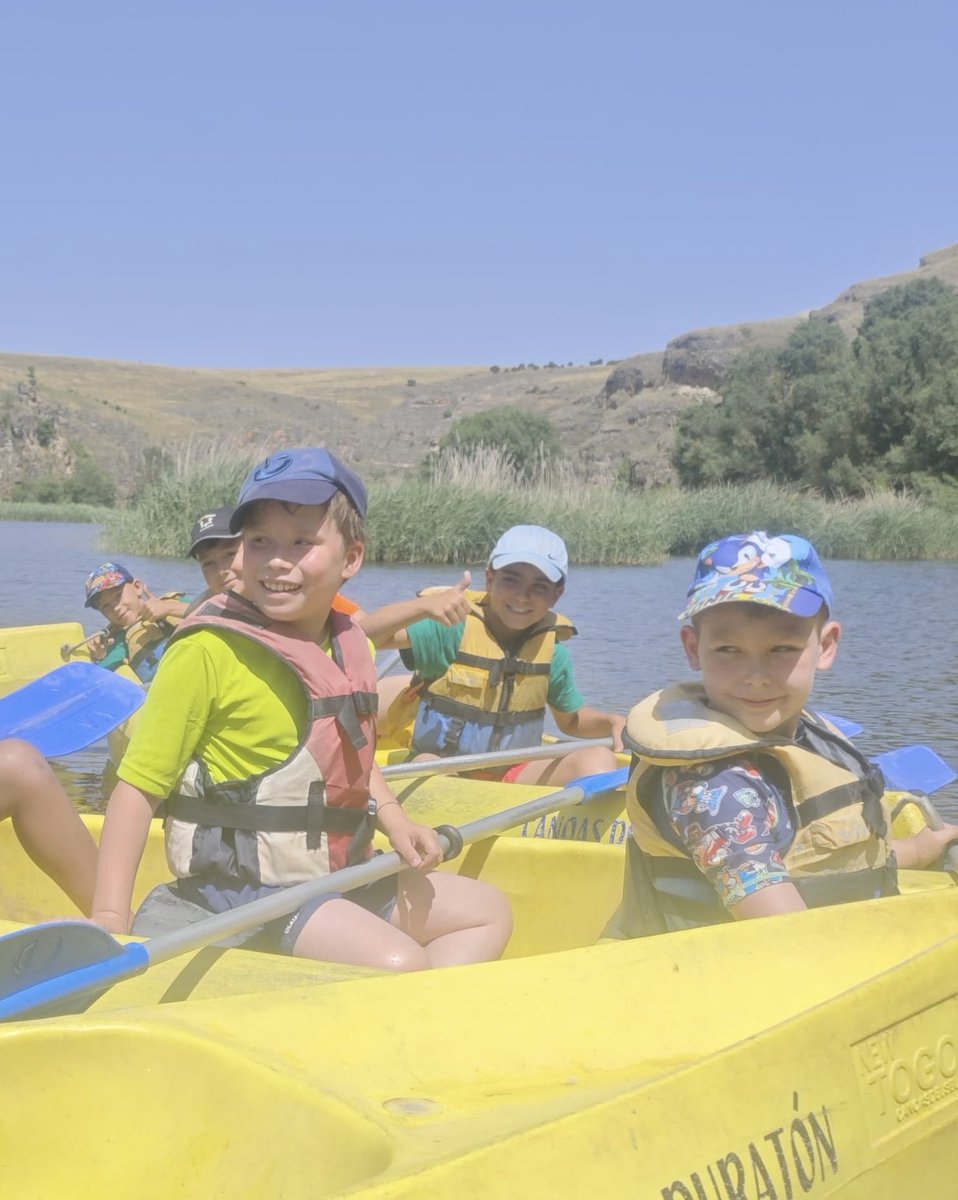 3° de primaria ya está disfrutando de su aventura en canoas en las Hoces del Río Duratón. #MaristasCuentaConmigo
