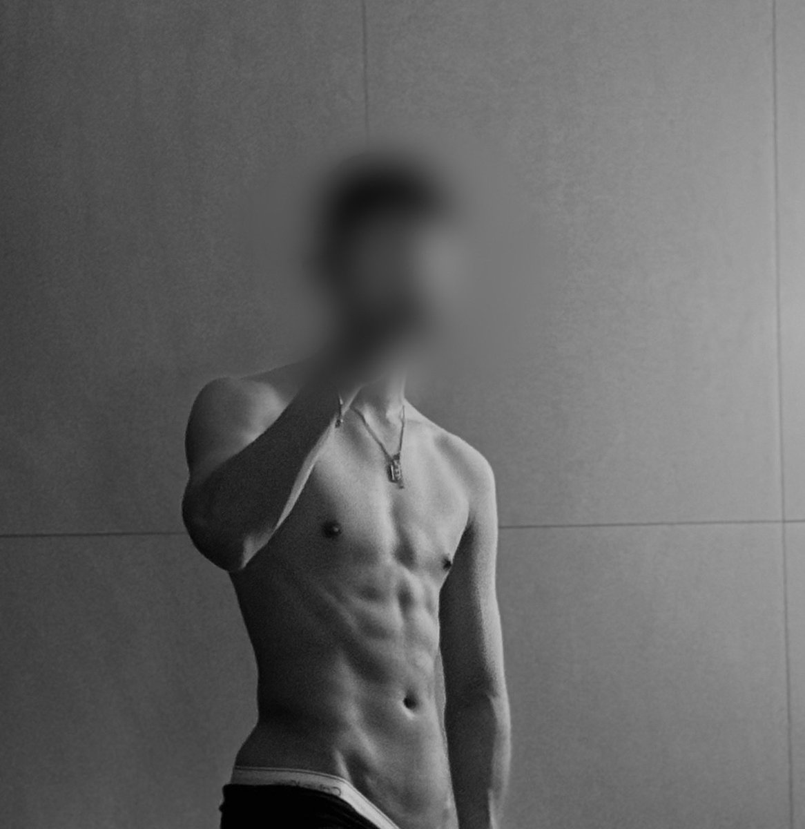 수 (@achr0matic) on Twitter photo 