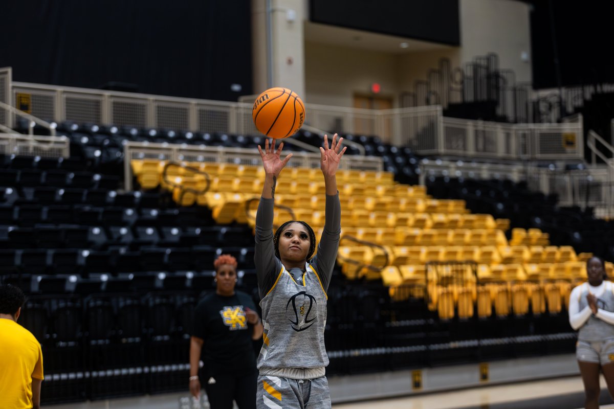 KSUOwlsWBB's tweet image. Putting in the work πͺ
#π
π₯π²ππ’π₯ππ§π | #ππ§πππππ¨π«π