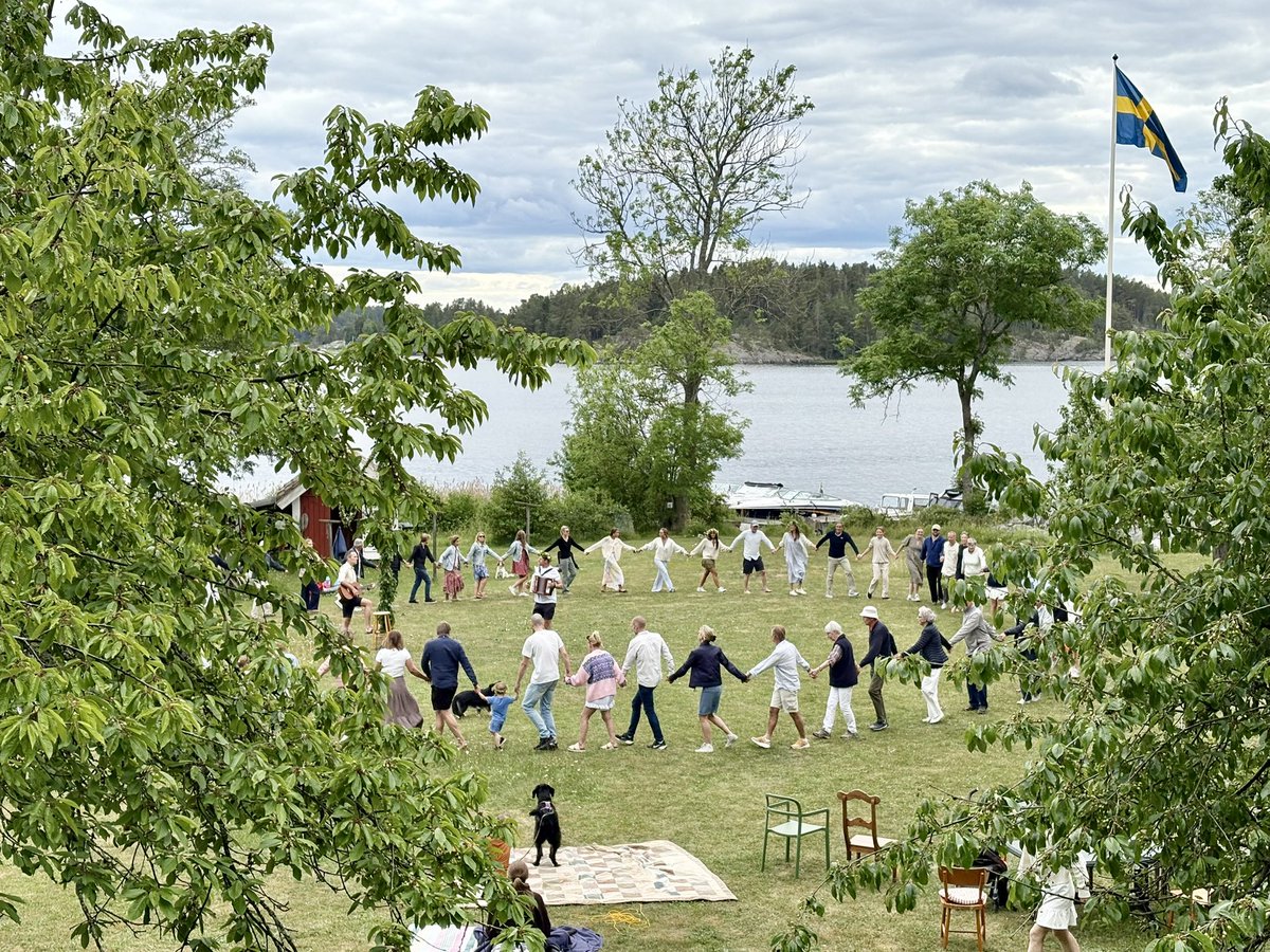 Obligatory annual Midsummer pic!