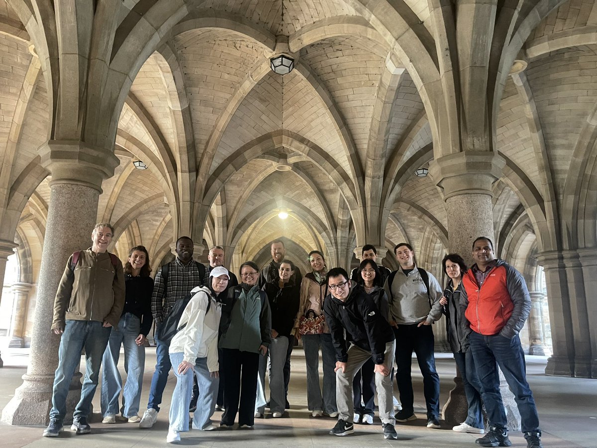 CVRbioinfo's tweet image. Our viral #Bioinformatics course has come to an end 🎉 @CVRinfo
This year we welcomed 15 amazing participants from Europe, Asia, Africa & Oceania🌍
Huge thanks to everyone who joined — and to our instructors:
@DerekCVR @RichardJOrton @QuanGuCVR @blJOg @vbsreenu @robertson_lab
