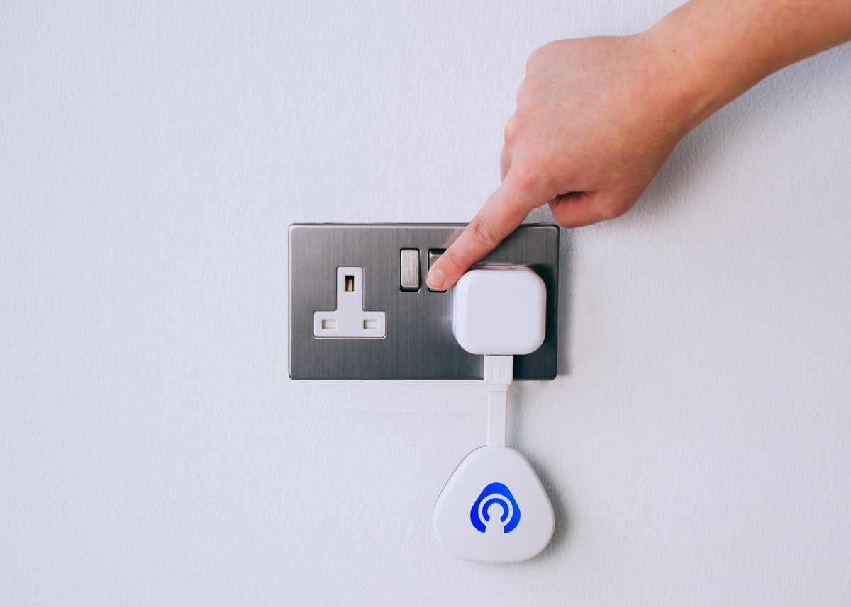 Our composite doors are equipped to work with Kubu Smart Lock technology. This gives homeowners the option to purchase Kubu hardware.

✔ Real-time notifications
✔ Smart home integration
✔ Peace of mind
✔ Available across our composite door range

ow.ly/RrPB50W8mnw