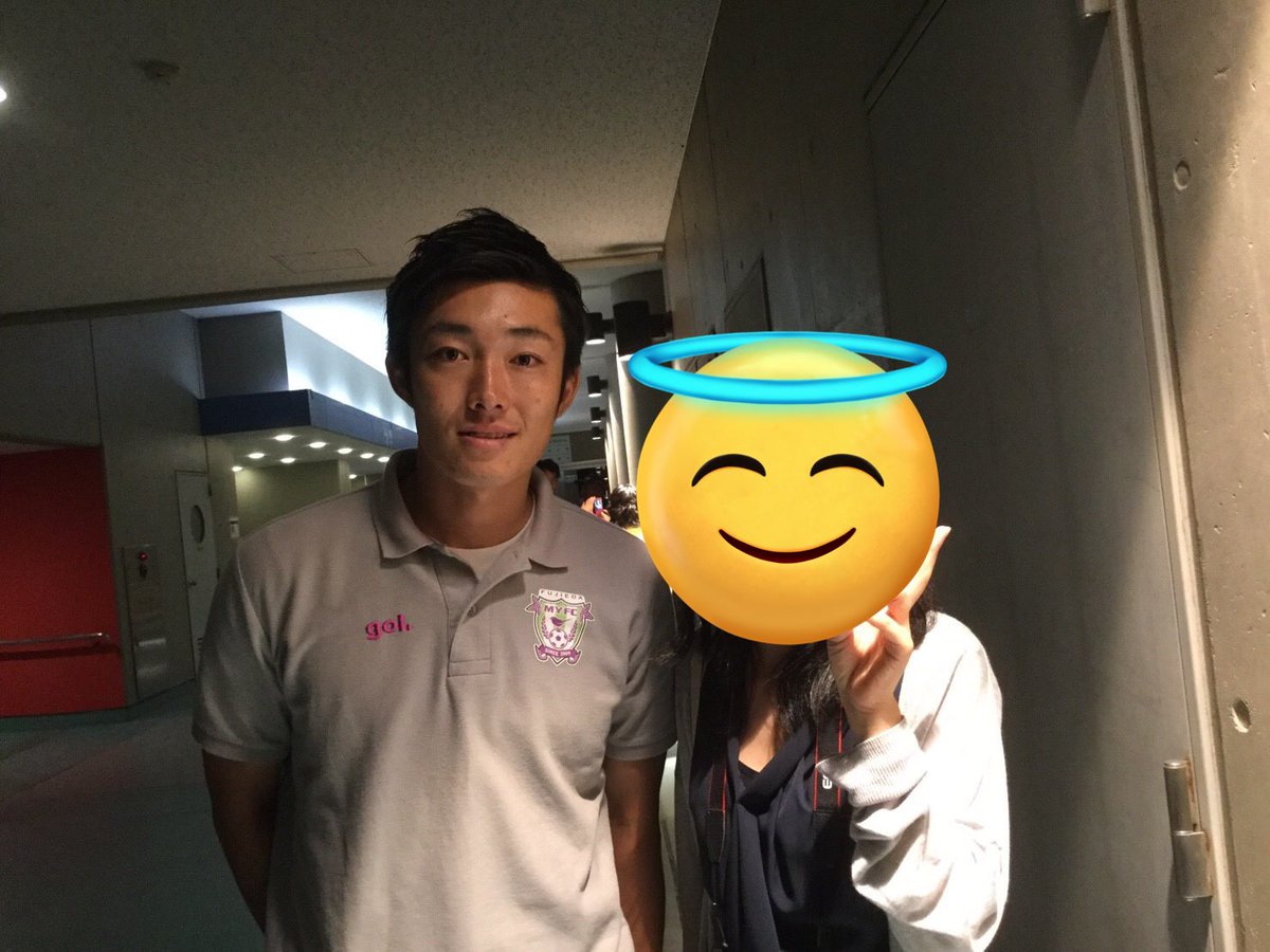 asako_0602's tweet photo. 8年待った対戦カード！3回目の藤枝myfc、鮫くんにも会えますか🦈？
(チケットまだない) https://t.co/tkM6IFsEhW