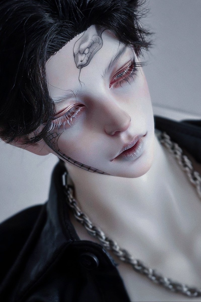 입에서 찬 입김 나올 것 같아🧊