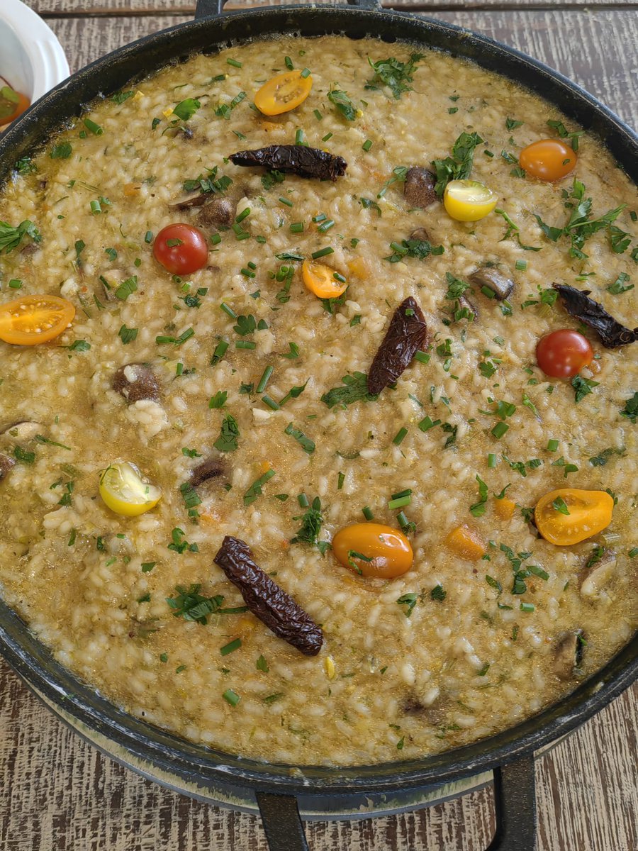 DraganMocevic's tweet image. I petkom na selu mora da se jede #Ilovice #inmykitchen