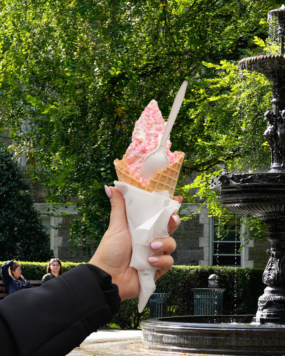 Fordham University (@fordhamnyc) on Twitter photo Happy first day of summer, Rams! ๐ฆโ๏ธ 
--
#Fordham #Firstdayofsummer #NYC #MisterSoftee #FordhamUniversity Happy first day of summer, Rams! ๐ฆโ๏ธ 
--
#Fordham #Firstdayofsummer #NYC #MisterSoftee #FordhamUniversity