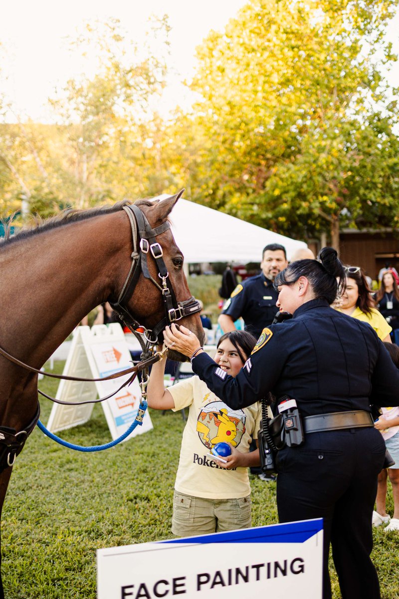 Save the date! National Night Out in Midtown Houston
📆Oct 7 | 5–7:30 PM | Bagby Park

Let’s unite with neighbors &amp; law enforcement for a safer, stronger community.

Event details: ow.ly/1EI050W8EAT 

#MidtownHou #NationalNightOut #PublicSafety
