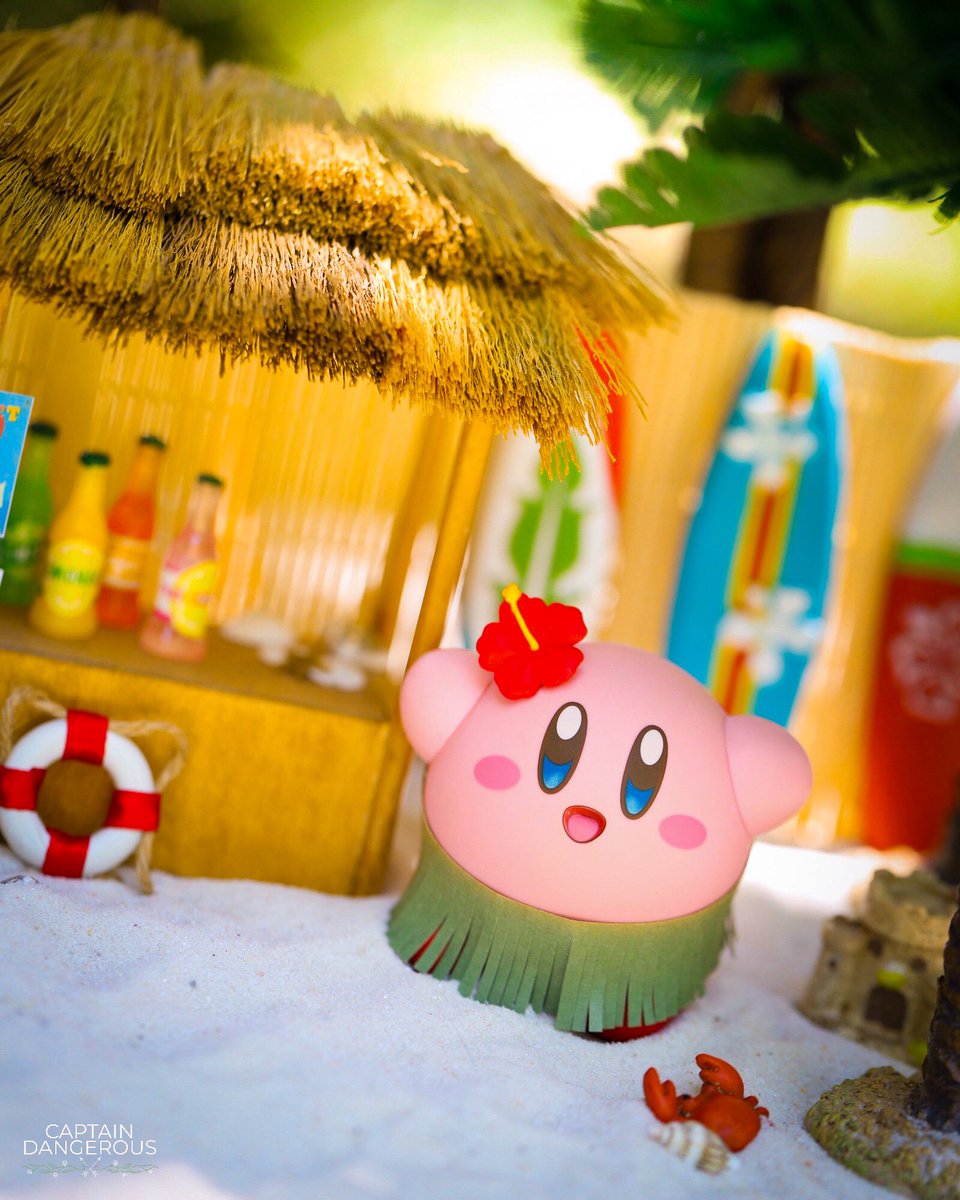 Hula Kirby! 🍹🏖️ Happy first day of Summer 🥰 #kirby
