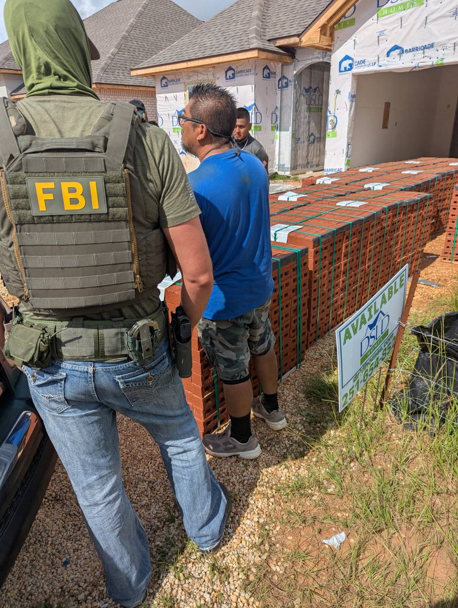 The Gulf of America HSTF (Homeland Security Task Force)arrested a total of 18 subjects on Wednesday and Thursday that included state and local charges associated with a vehicle pursuit. The HSTF consists of HSI, FBI, CBP, ATF, DEA, ERO, as well as our state and local partners.