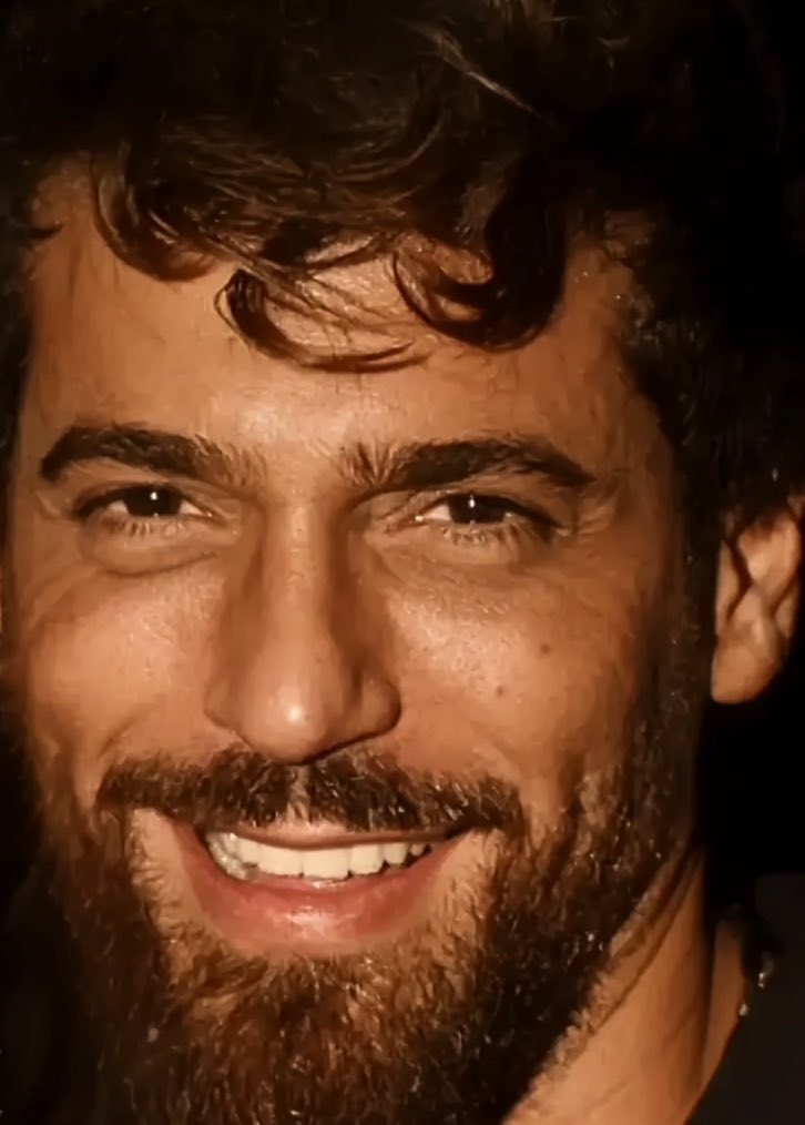 Verte feliz, nos hace felices 😍
#CanYaman 👑 
#Sandokan  
#ElTurco  ⚔️