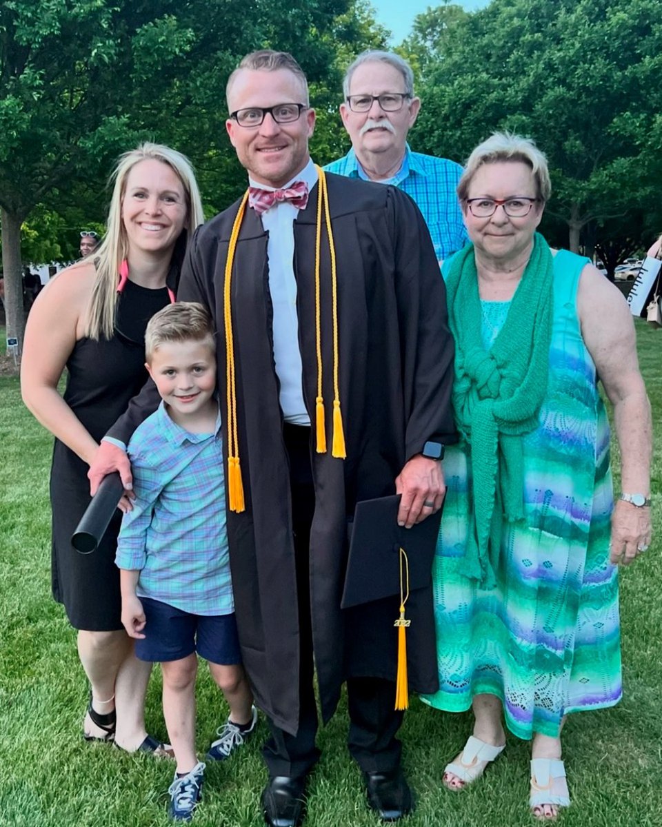 ✨ Upstate Magazine Highlights: Marine veteran Sean Turner ’22 left college after 9/11 to serve. Two decades later, he returned to USC Upstate to finish his degree. “You persevered. You made it.” 🎓 Read his inspiring story in Upstate Magazine: brnw.ch/21wTyA2 #USCUpstate
