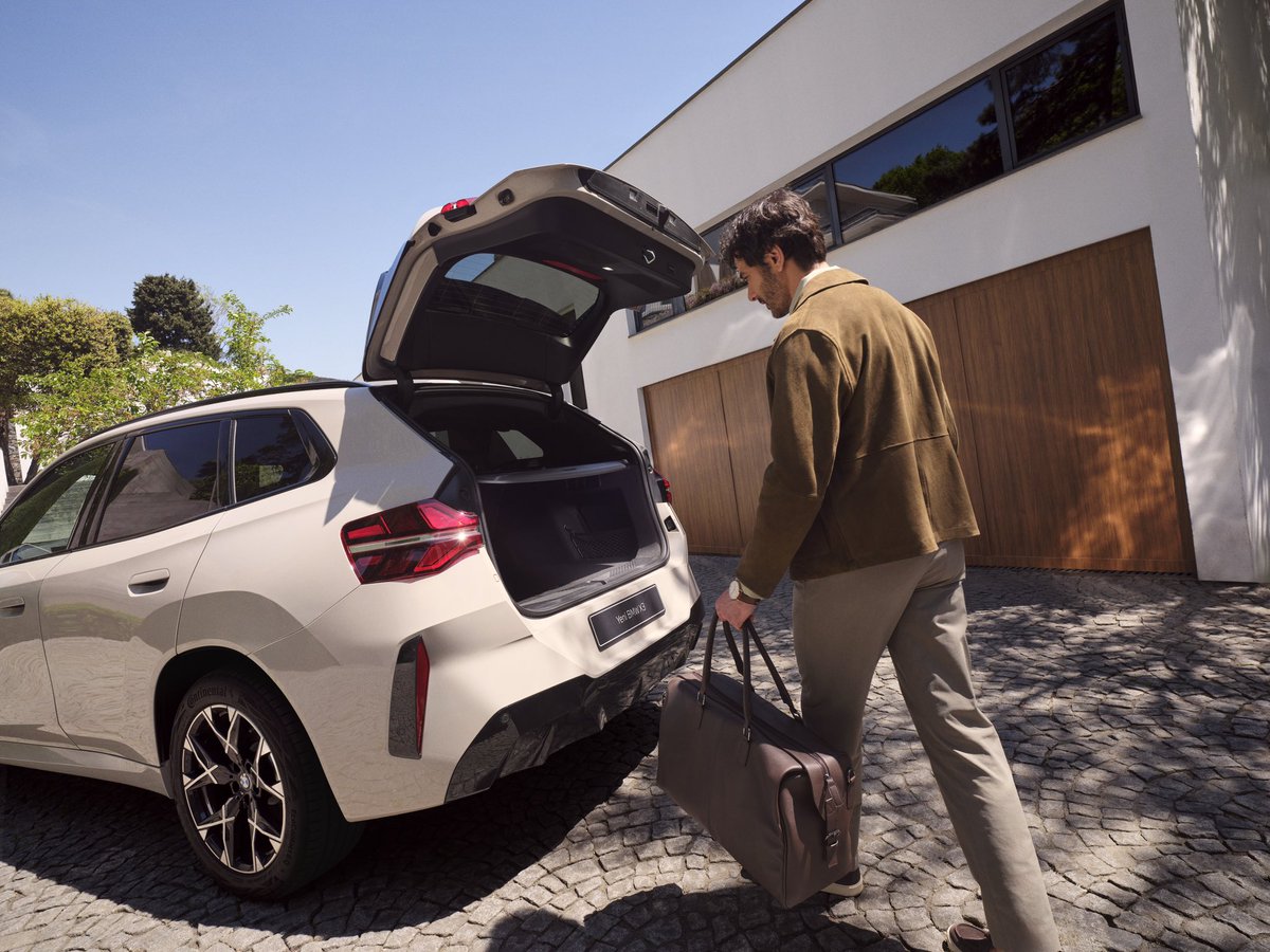 Rotanız ve valiziniz hazırsa yolculuk başlasın. Yeni BMW X3’ün geniş bagaj hacmi ile her yolculuk çok konforlu. 

#HerAnBirHikaye