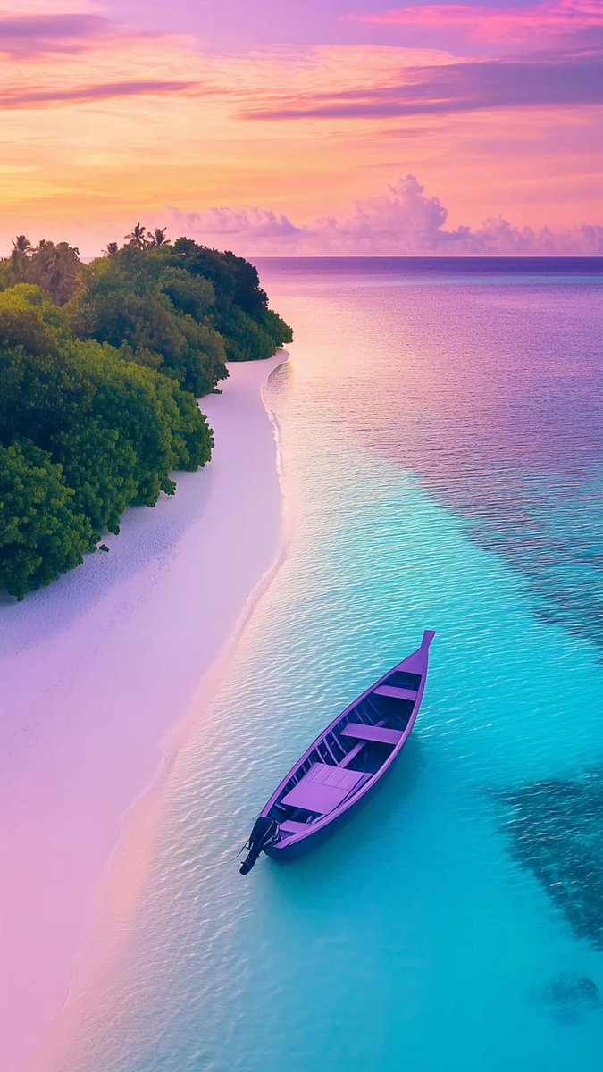 Beautiful 🍀 colours of evening , inspiring emotions, and stimulating mind