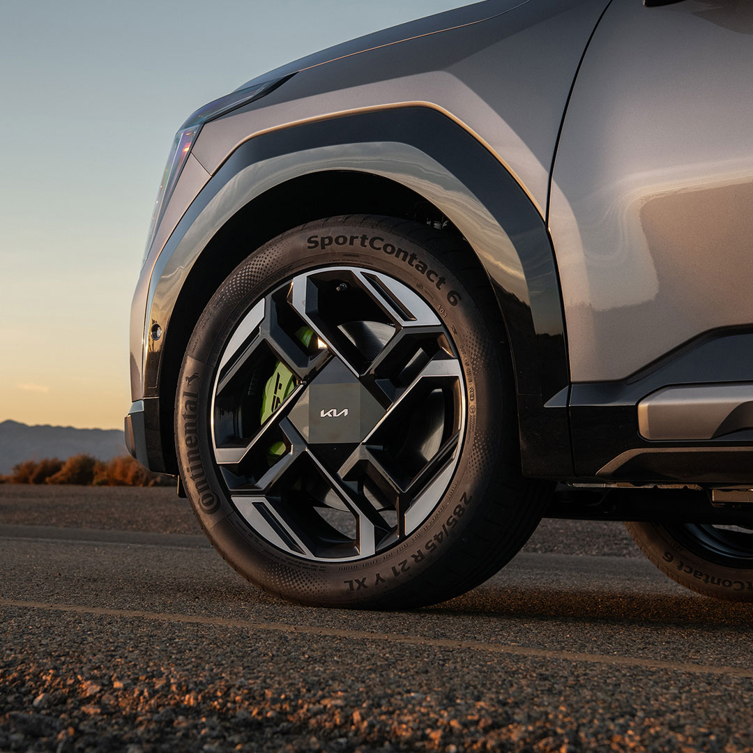 EV9 GT

A performance model. Powerful, elegant and comfortable. The EV9 GT.

👉 EV9 GT: kia.com/uk/new-cars/ev…