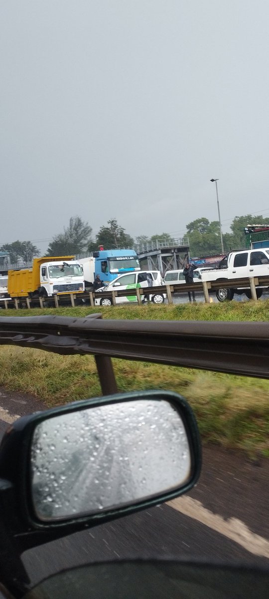 masha_mike's tweet photo. @Ma3Route  @KenyanTraffic 
Outering Rd towards alsops at kiamaiko. Avoid https://t.co/31kLB2afGk