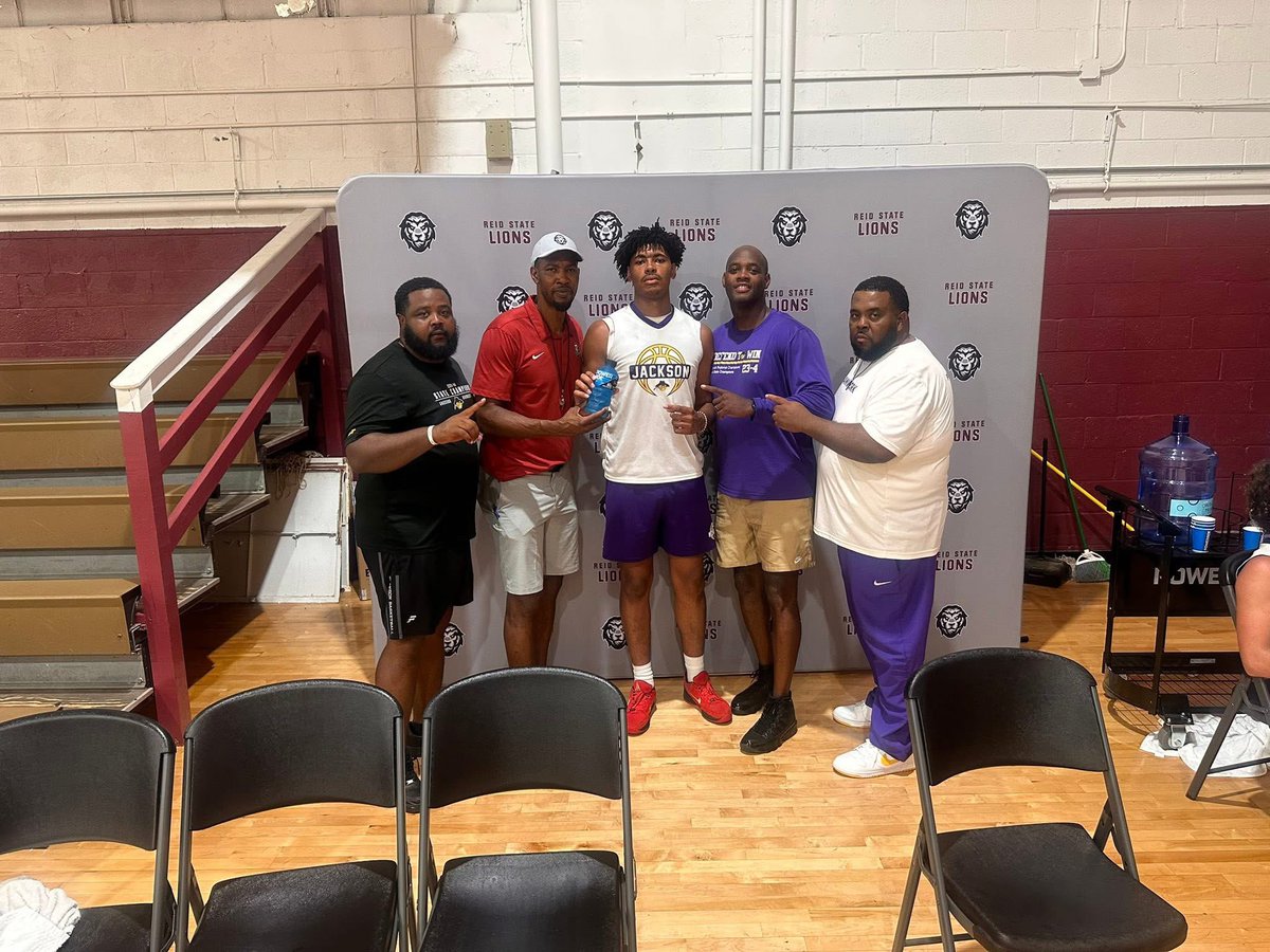 Good day of continuous learning for the Aggies on yesterday Reid State Athletics play date. Was able to compete against Monroe County, Baldwin County and UMS Wright. 
#AggieBasketball
#AggieFamily