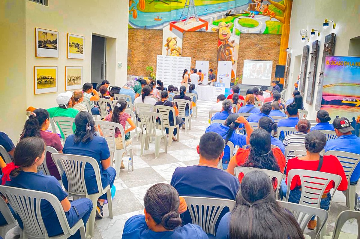#LosRíos | <a href="/Salud_Ec/">Ministerio de Salud Pública 🇪🇨</a>, en coordinación con <a href="/InfanciaEc/">Ecuador Crece Sin Desnutrición Infantil 🇪🇨</a> y #AlcaldíaVinces, desarrolló con éxito el Taller Demostrativo de Alimentación Complementaria, dirigido a madres, padres y cuidadores de niños menores de dos años.