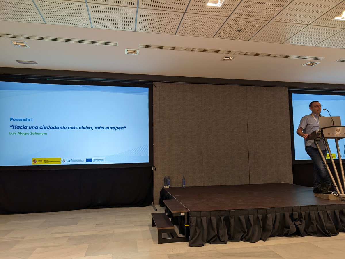 eTwinning Schools Conectad@s tweet media