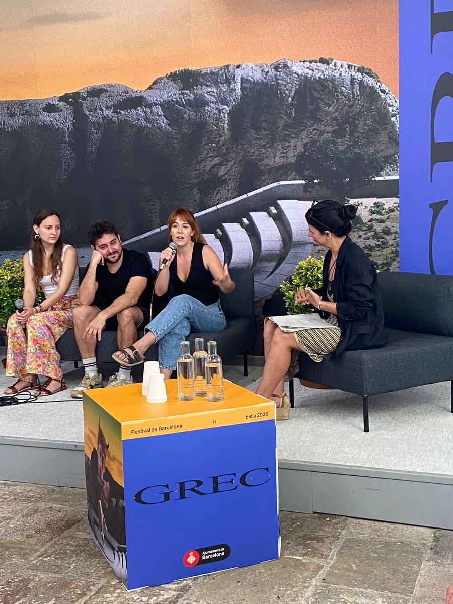 El Maldà (@maldateatre) on Twitter photo Avui hem estat a la Roda de Premsa on s’ha presentat el Cicle El Batec del Grec d’<a href="/OnTeatreBatega/">Onelteatrebatega</a>.
Enguany nosaltres acollim la lectura dramatitzada UNES GANES TERRIBLES DE VIURE de Roger Torns i Produït per HIIIT el 7/7.
Més info i entrades a elmalda.cat/espectacle/une… Avui hem estat a la Roda de Premsa on s’ha presentat el Cicle El Batec del Grec d’<a href="/OnTeatreBatega/">Onelteatrebatega</a>.
Enguany nosaltres acollim la lectura dramatitzada UNES GANES TERRIBLES DE VIURE de Roger Torns i Produït per HIIIT el 7/7.
Més info i entrades a elmalda.cat/espectacle/une…